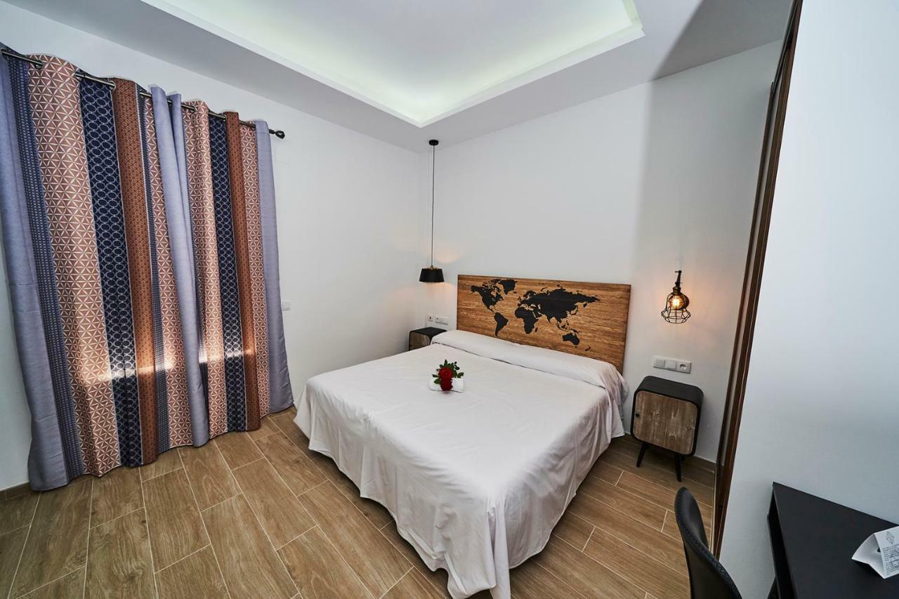 Hotel Bajamar Ancladero Playa نيرخا المظهر الخارجي الصورة