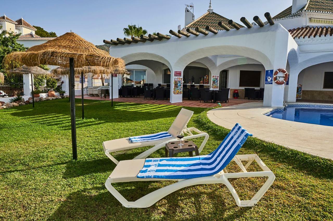 Hotel Bajamar Ancladero Playa نيرخا المظهر الخارجي الصورة