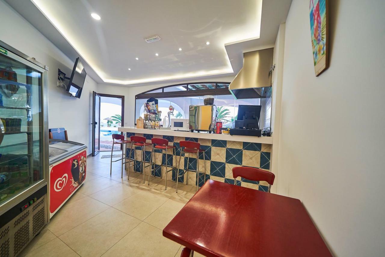 Hotel Bajamar Ancladero Playa نيرخا المظهر الخارجي الصورة